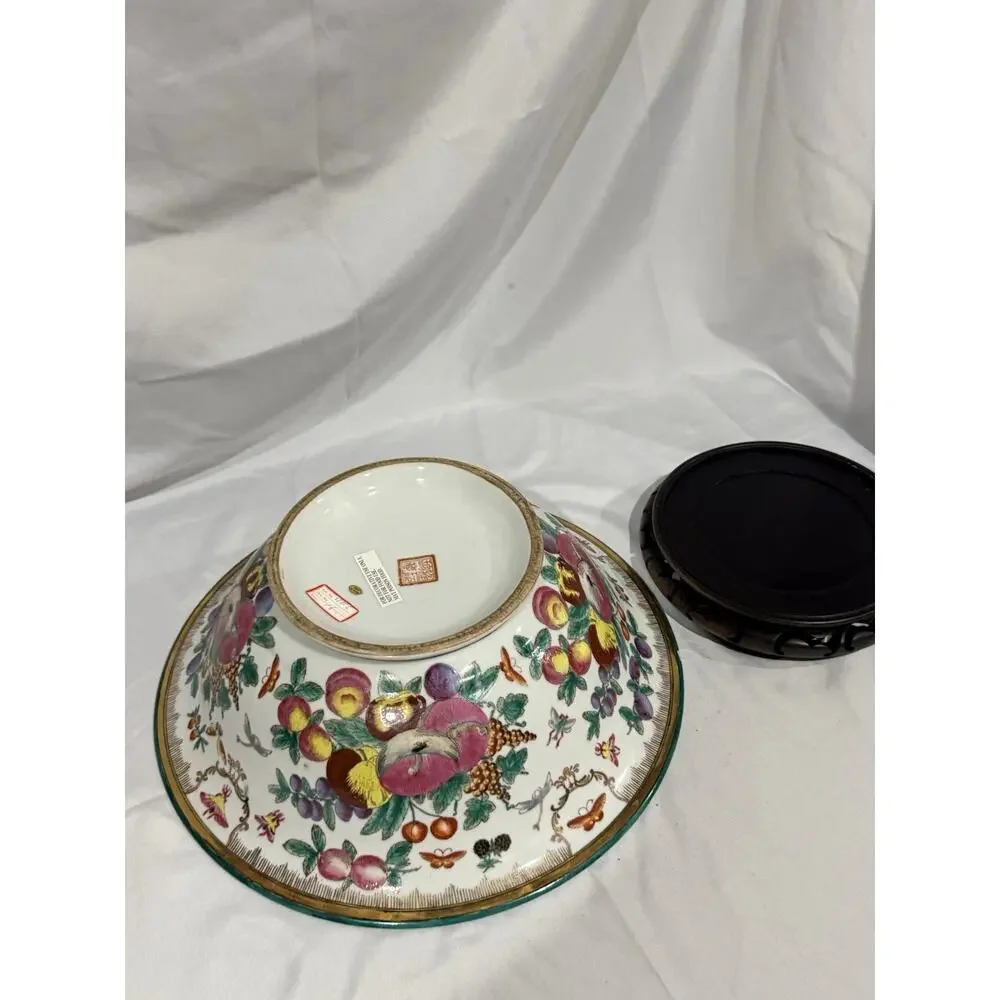 Large Chinese Famille Rose Decorative Porcelain Fruit & ButterflyBowl with Stand